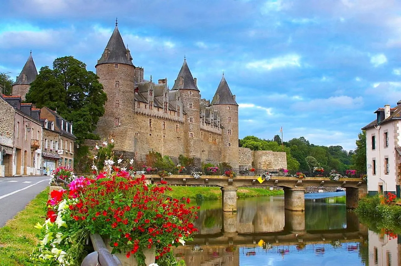 L'Ancien Presbytere Lescouet-Gouarec 0*,  France